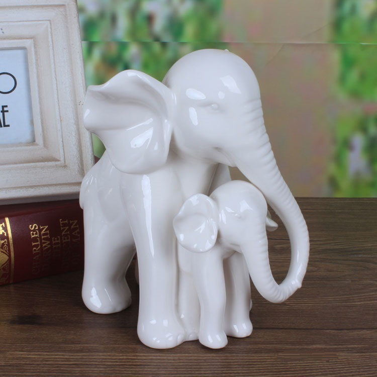 Art And Craft For Mother'S Day - Aanrakende witte jade porseleinen olifant moeder