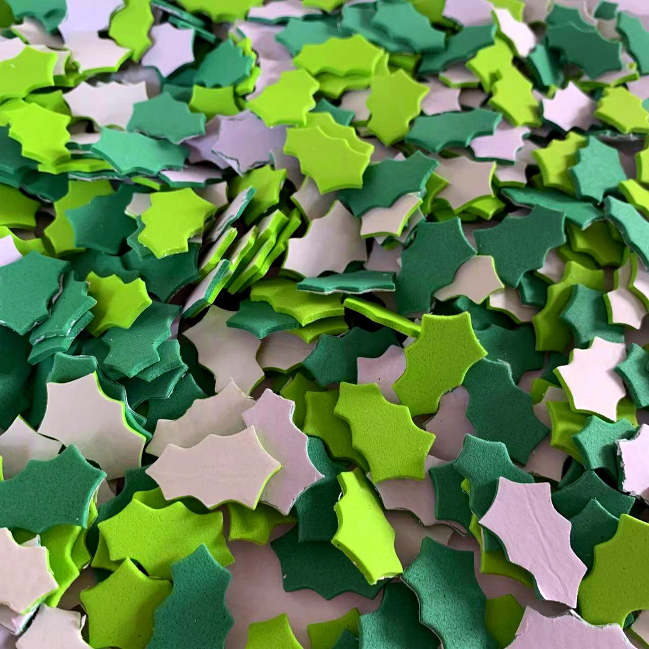 100 STKS Kerstkrans leaes foam - Art Craft Winter recensie en prijs